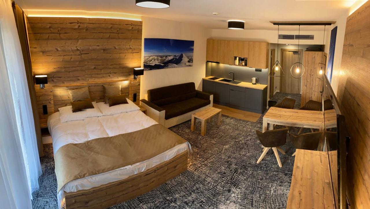 Luxusné štúdia v hoteli Akvamarín Bešenová Esterno foto