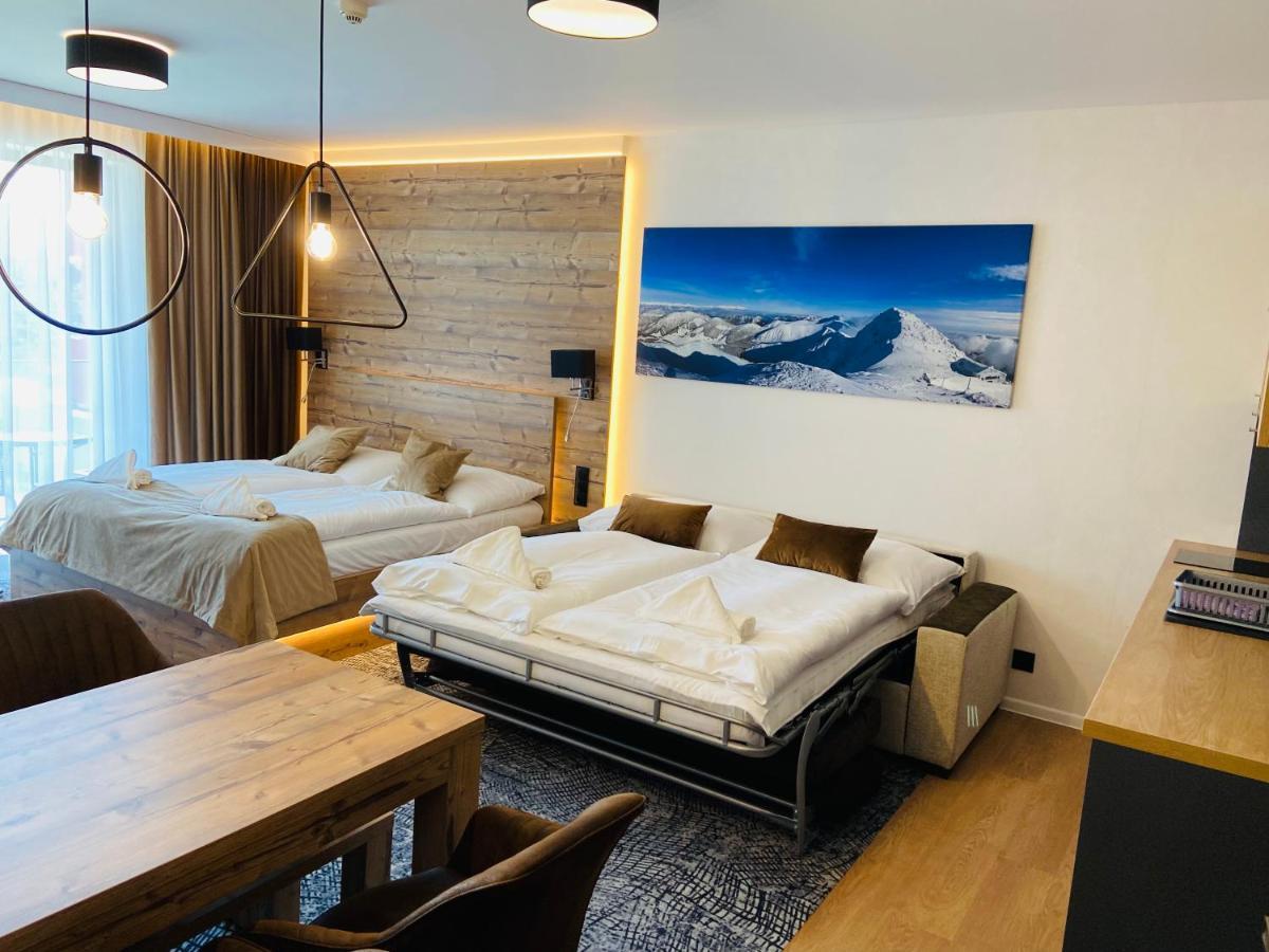 Luxusné štúdia v hoteli Akvamarín Bešenová Esterno foto